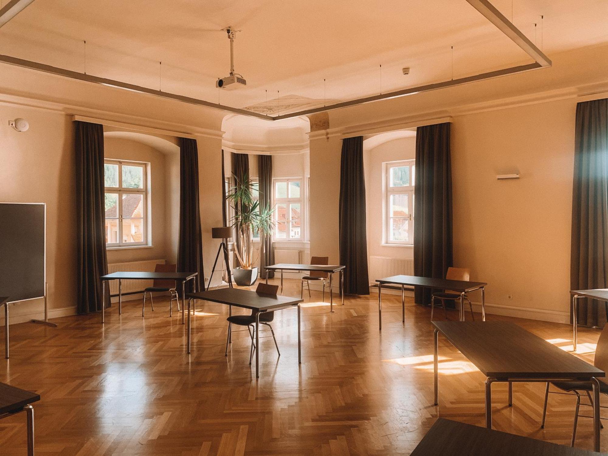 Jufa Hotel Stift Gurk Экстерьер фото
