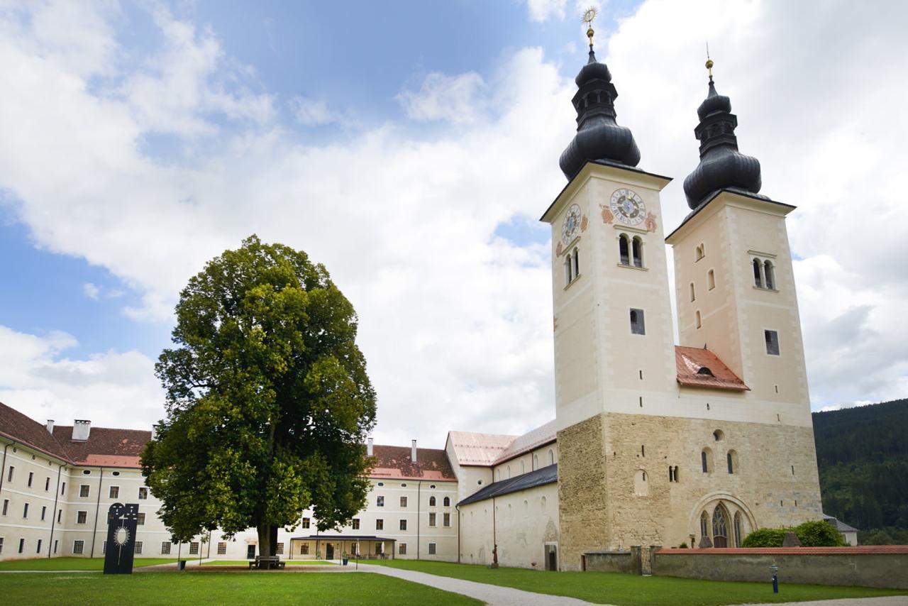 Jufa Hotel Stift Gurk Экстерьер фото